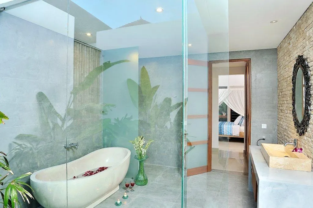 Villa Flores Seminyak