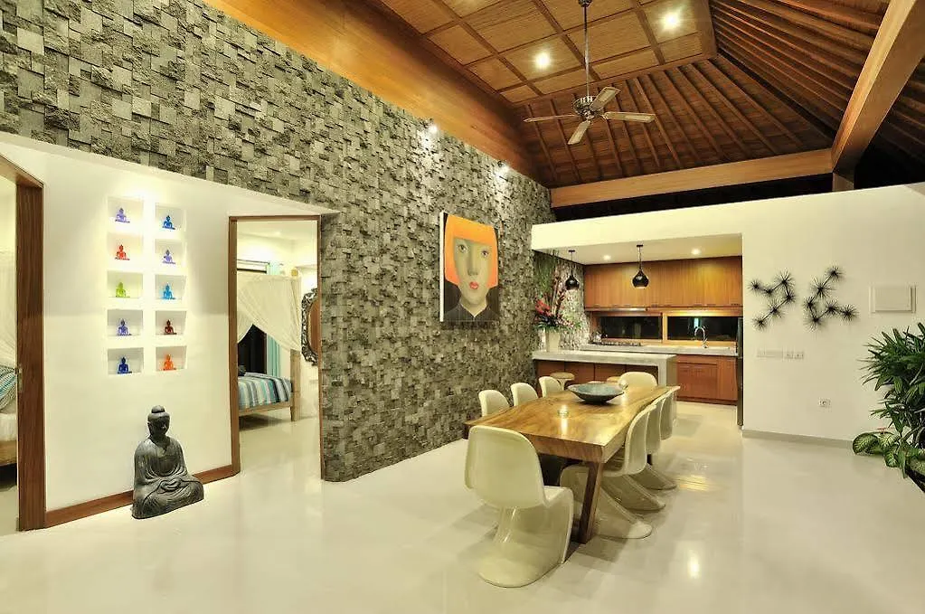 Villa Flores Seminyak