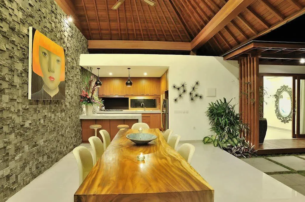 Villa Flores Seminyak