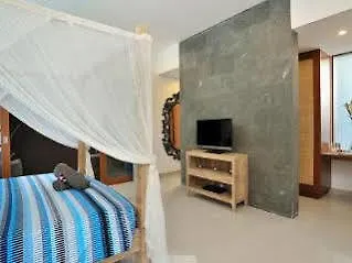 Villa Flores Seminyak
