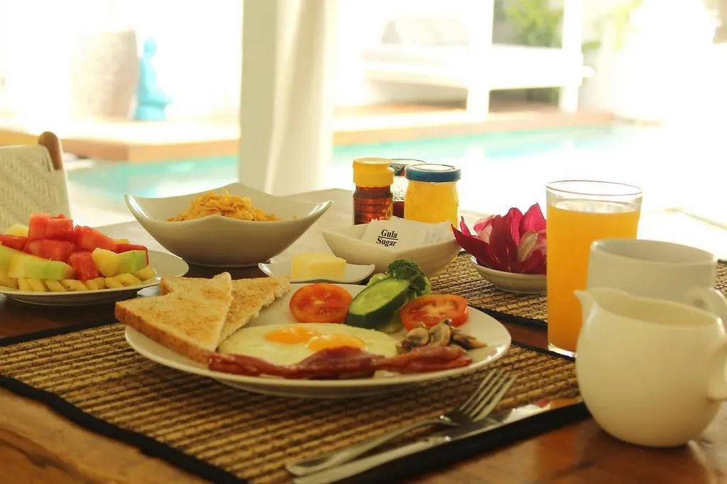 Villa Flores Seminyak  Seminyak (Bali)